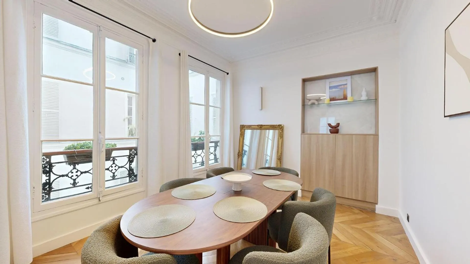 358 Madeleine - Superbe A Appartement *